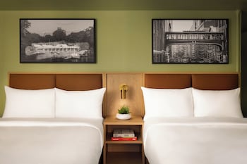 Deluxe Room, 2 Double Beds