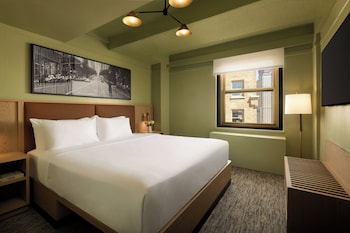 Deluxe Room, 1 King Bed