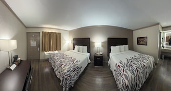 Superior Room, 2 Queen Beds, Non Smoking (Renovated)