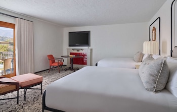 Room, 2 Queen Beds, Balcony
