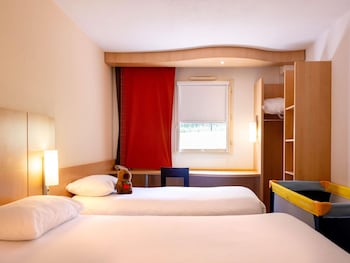 Standard Room, Multiple Beds