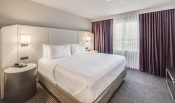 Premium Suite, 1 Bedroom (Mobility Accessible, Tub)