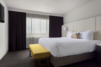 Premium Suite, 1 Bedroom (Mobility Accessible, Tub)