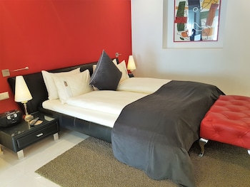 Exclusive Suite, 1 King Bed with Sofa bed, Kitchenette