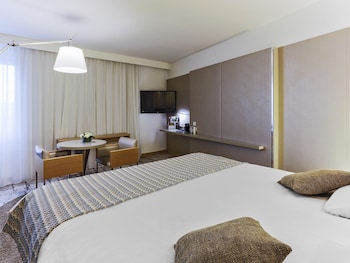 Suite, 1 Double Bed with Sofa bed