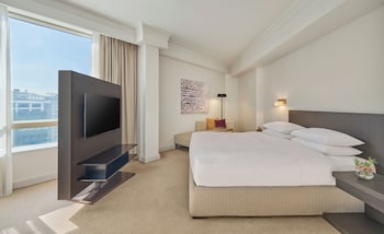 Executive Suite (Regency)