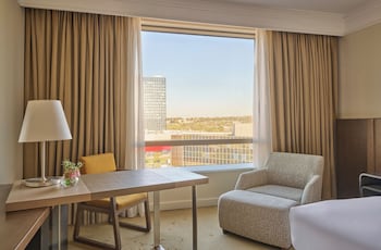 Club Room, 1 King Bed