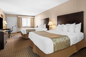 Suite, 1 Queen Bed, Non Smoking, Kitchenette