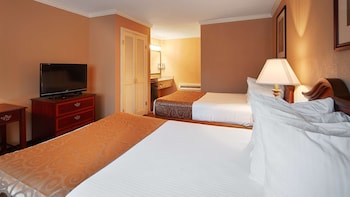 Standard Room, 2 Double Beds, Smoking, Refrigerator & Microwave