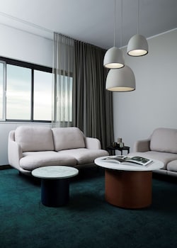 Suite (Feature)