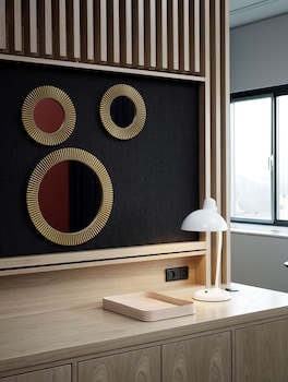 Suite (Feature)