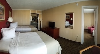 Suite, 2 Double Beds, Non Smoking