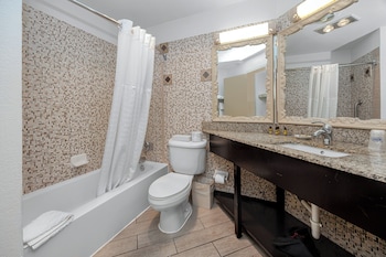 Suite, Multiple Beds, Non Smoking, Refrigerator & Microwave