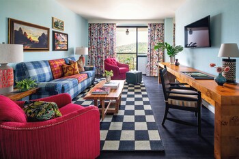 Junior Suite (Washington Junior Suite)