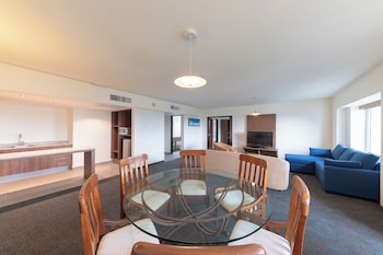 Suite, 1 Bedroom, City View
