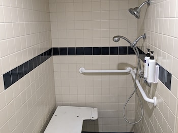 Deluxe Room, 2 Queen Beds, Accessible