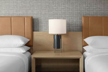 2 Double Beds, 1 Bedroom Suite