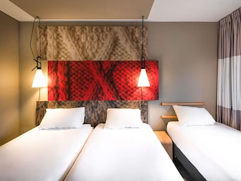 Room, 3 Twin Beds