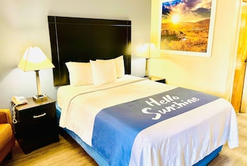 Room, 1 Queen Bed, Non Smoking
