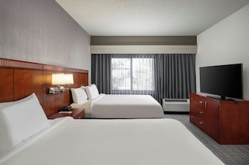 Suite, Multiple Beds