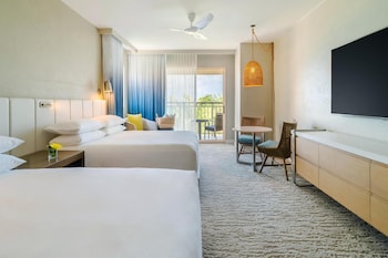 Room, 2 Queen Beds, Balcony, Resort View