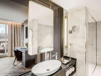Suite, Terrace