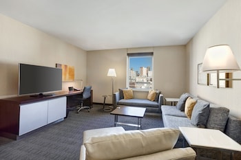 1 King Bed 1 Bedroom Suite