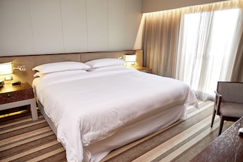 Suite, 1 King Bed