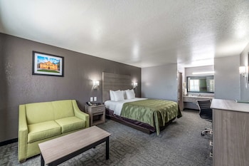 Standard Room, 1 King Bed, Non Smoking