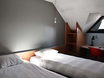 Standard Room, 2 Twin Beds