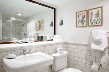 Studio Suite, Multiple Beds