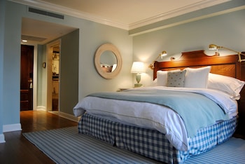 Room, 1 King Bed (Woodstock)