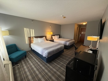 Room, 2 Queen Beds, Accessible, Non Smoking (Mobility, Roll-in Shower)