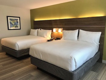 Standard Room, 2 Double Beds