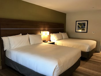 Standard Room, 2 Queen Beds
