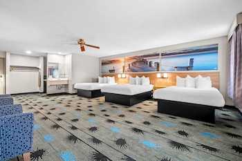 Room, Multiple Beds, Non Smoking (Exterior)