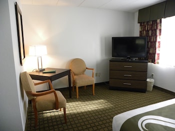 Standard Room, 2 Queen Beds, Non Smoking