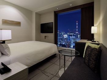 Superior , 1 bed Queen , View Bath, Smoking