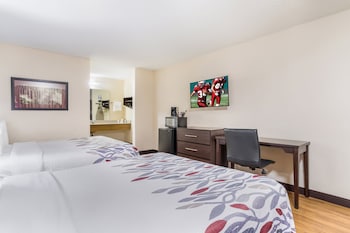 Superior Room, 2 Queen Beds (Smoke Free)