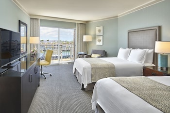 Room, 2 Double Beds, Marina View