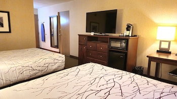 Standard Room, 2 Queen Beds, Accessible, Bathtub