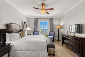 Ocean Front 1BR Suite