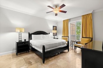 Poolside Suite With Direct Pool Access