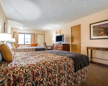 Standard Room, 2 Double Beds, Non Smoking