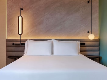 Superior Room, 1 Queen Bed with Sofa bed