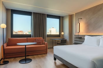 Executive Room, 1 King Bed with Sofa bed