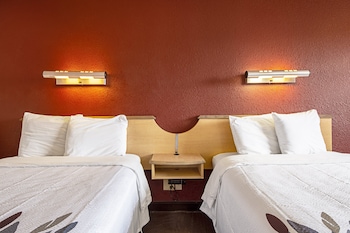 Deluxe Room, 2 Double Beds, Smoking