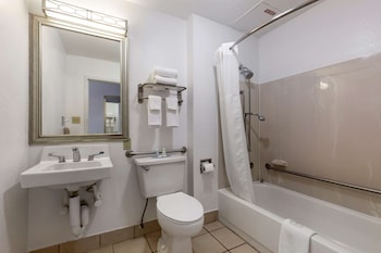 Standard Room, 2 Double Beds, Non Smoking