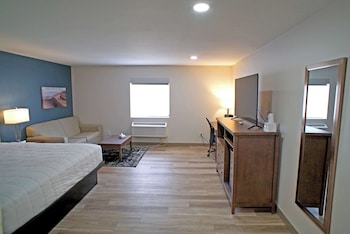 Suite, 1 King Bed, Non Smoking
