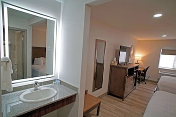 Room, 2 Queen Beds, Non Smoking (Pet-Friendly)
